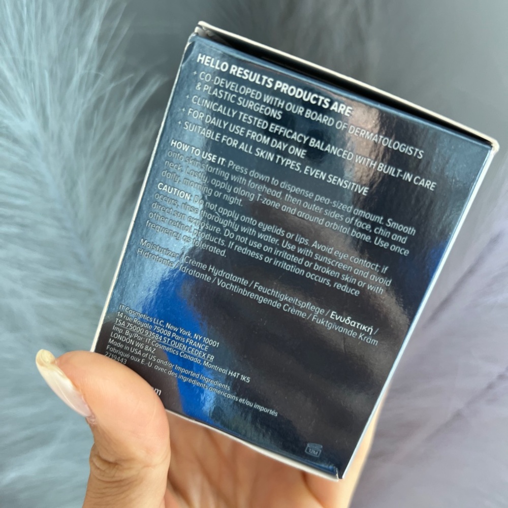 It Cosmetics Hello Results Wrinkle-Reducing Daily Retinol Serum-in-Cream 1.7oz - Picture 2 of 3